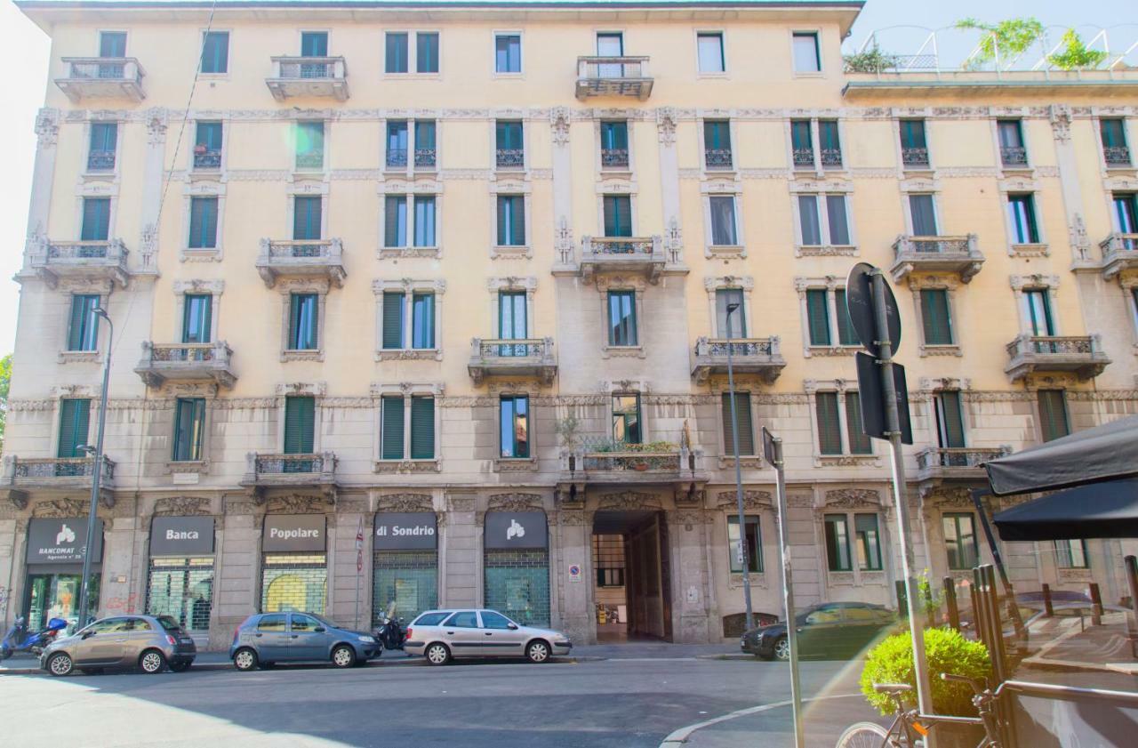 Brand New Apt In Porta Romana Milão Exterior foto